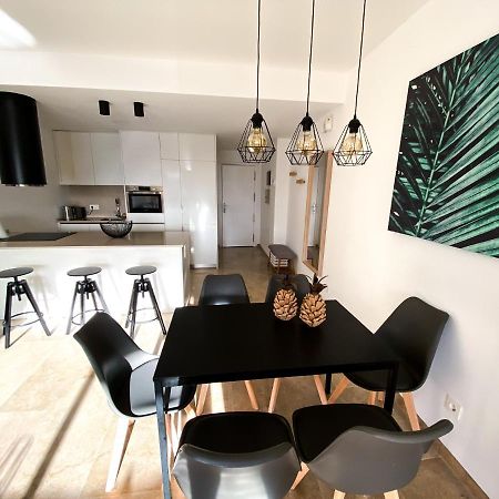 Beautiful New Apartment With Sea View Castillo de Sabinillas Ngoại thất bức ảnh