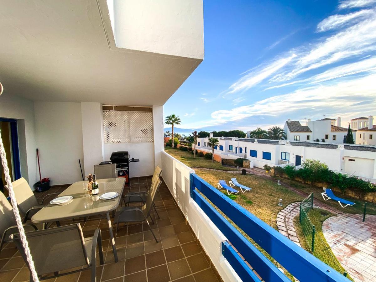 Beautiful New Apartment With Sea View Castillo de Sabinillas Ngoại thất bức ảnh