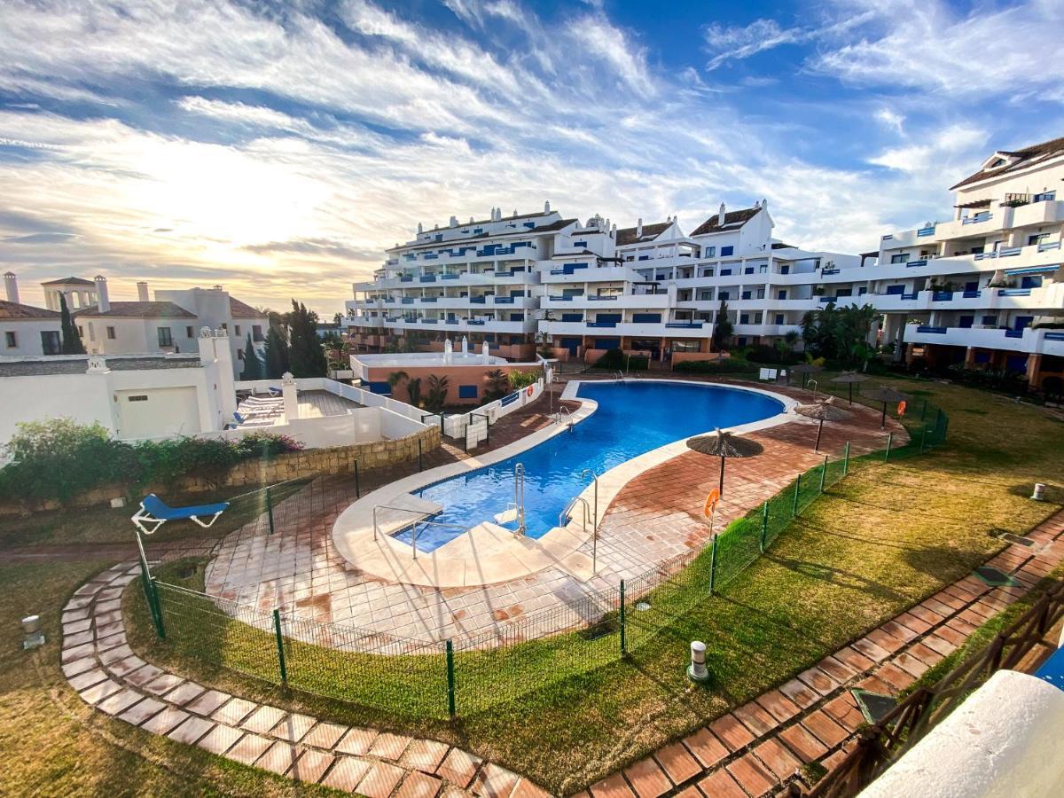 Beautiful New Apartment With Sea View Castillo de Sabinillas Ngoại thất bức ảnh