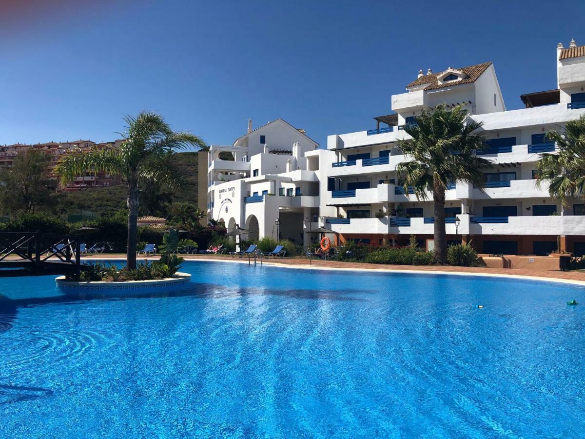 Beautiful New Apartment With Sea View Castillo de Sabinillas Ngoại thất bức ảnh
